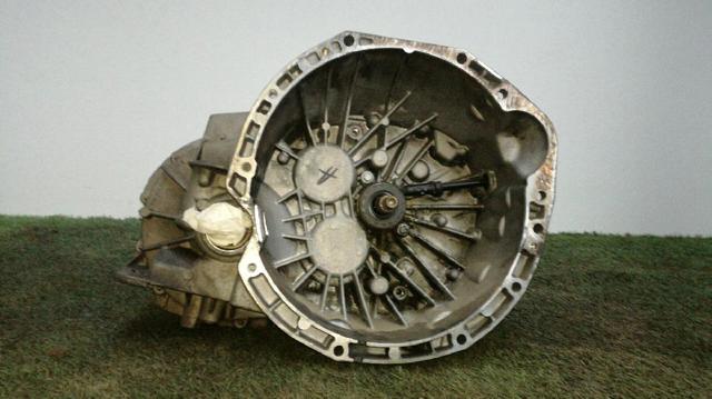 Mechaniczna skrzynia biegów w komplecie PK4007 RENAULT