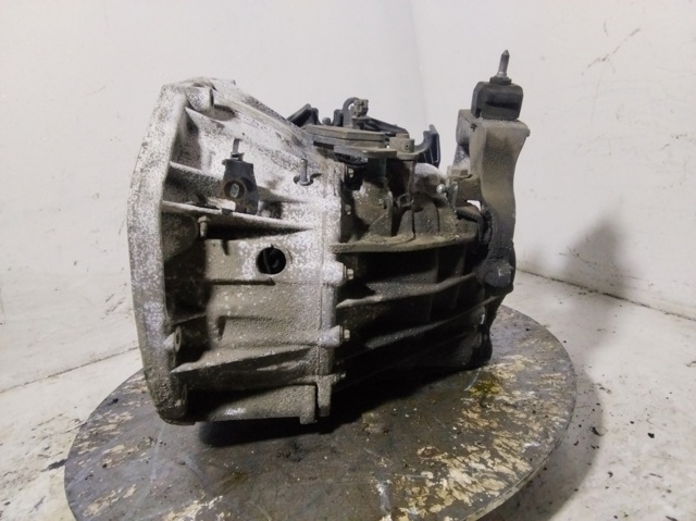 Mechaniczna skrzynia biegów w komplecie PK4007 RENAULT