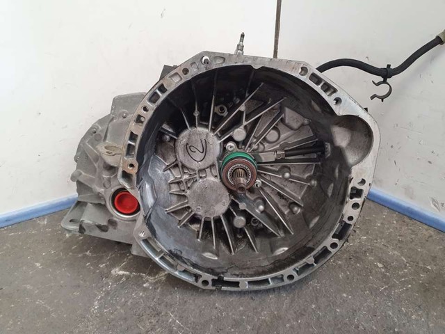 Mechaniczna skrzynia biegów w komplecie PK4007 RENAULT
