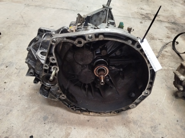 Mechaniczna skrzynia biegów w komplecie PK6001 RENAULT