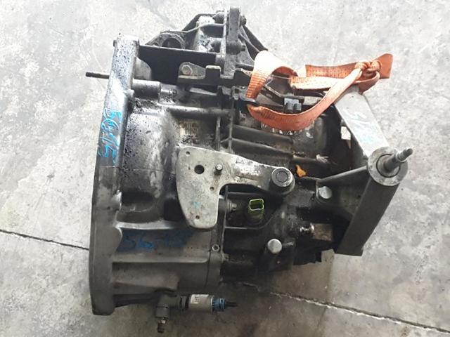 Mechaniczna skrzynia biegów w komplecie PK6001 RENAULT
