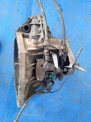 Mechaniczna skrzynia biegów w komplecie PK6011 RENAULT