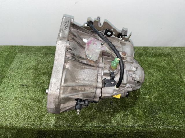Mechaniczna skrzynia biegów w komplecie PK6011 RENAULT