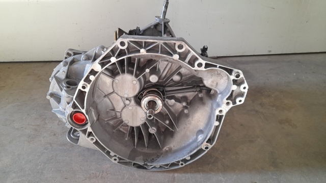 Mechaniczna skrzynia biegów w komplecie PK6061 RENAULT