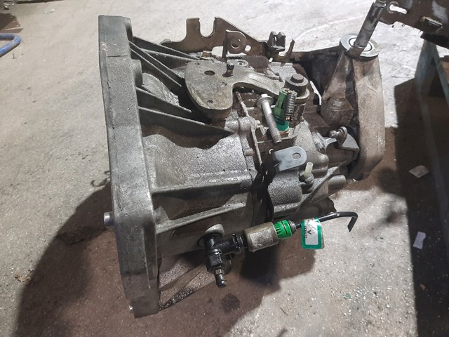 Mechaniczna skrzynia biegów w komplecie PK6061 RENAULT