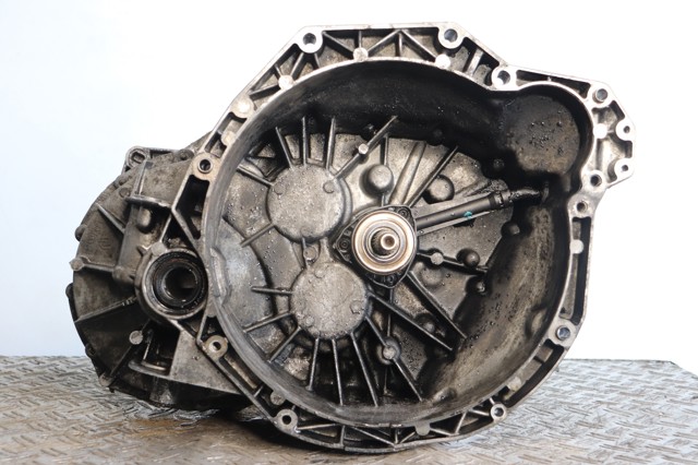 Mechaniczna skrzynia biegów w komplecie PK6061 RENAULT