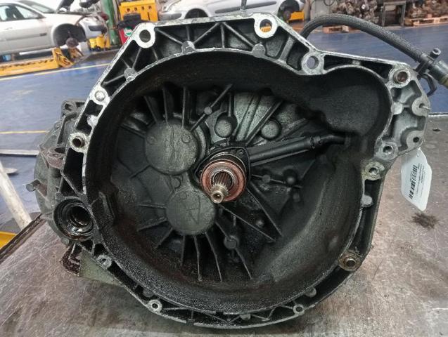 Mechaniczna skrzynia biegów w komplecie PK6061 RENAULT