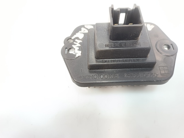 Rezystor wentylatora nagrzewnicy (ogrzewacza kabiny) PM010010B MAZDA