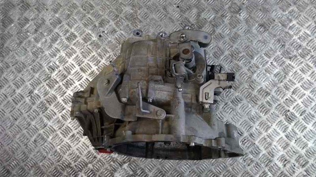 Mechaniczna skrzynia biegów w komplecie PMN130193 MERCEDES