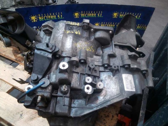 Mechaniczna skrzynia biegów w komplecie do Mitsubishi Space Star DG0