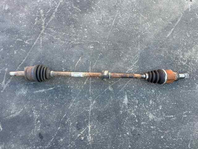 Półoś napędowa przednia prawa PMR980748 MERCEDES