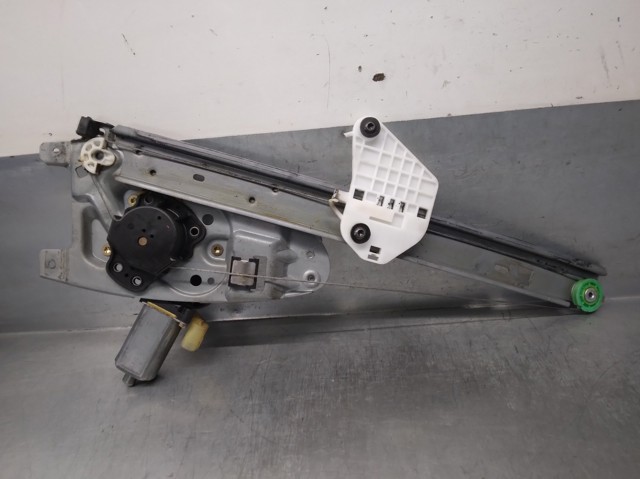 Mechanizm podnoszenia szyby drzwi przednich lewych Q0002691V001000000 MERCEDES