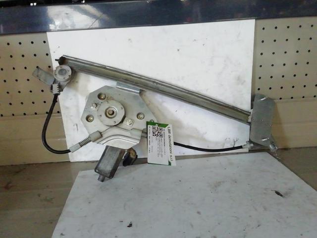 Mechanizm podnoszenia szyby drzwi przednich lewych Q0002691V003000000 MERCEDES