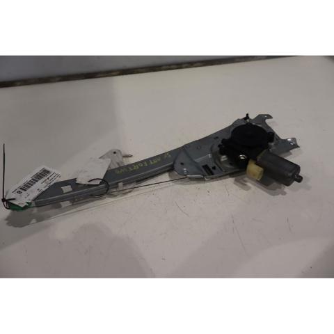 Mechanizm podnoszenia szyby drzwi przednich lewych Q0002691V003000000 MERCEDES