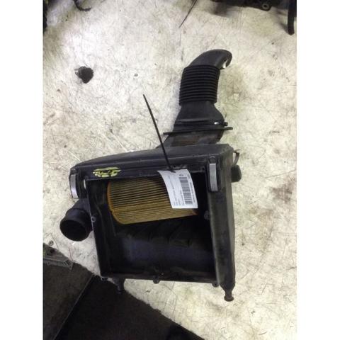 Filtr powietrza Q0003123V007000000 MERCEDES