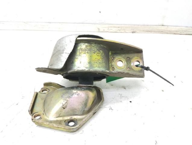 Poduszka (podpora) silnika prawa Q0003144V015000000 MERCEDES