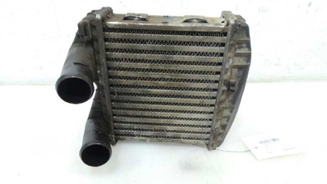 Chłodnica silnika Q0003428V007000000 MERCEDES