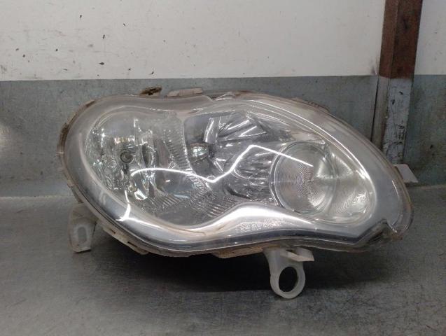 Reflektor prawy Q0013466V001000000 MERCEDES