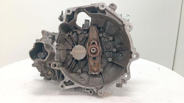 Mechaniczna skrzynia biegów w komplecie QAE VAG