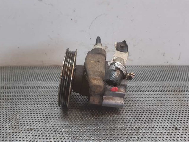 Pompa wspomagania kierownicy Rover 200