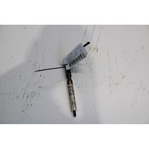 Wtryskiwacz paliwa R02801D HYUNDAI