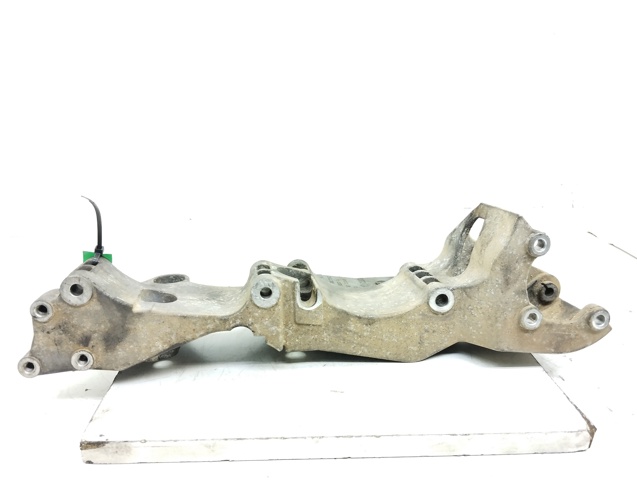 Wspornik alternatora R045903143C VAG