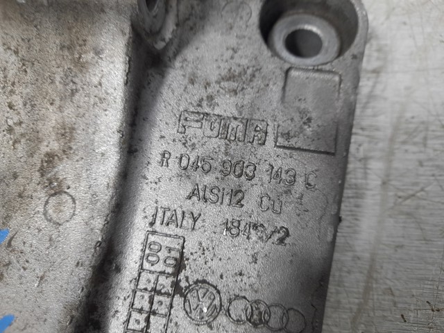 Wspornik alternatora R045903143C VAG