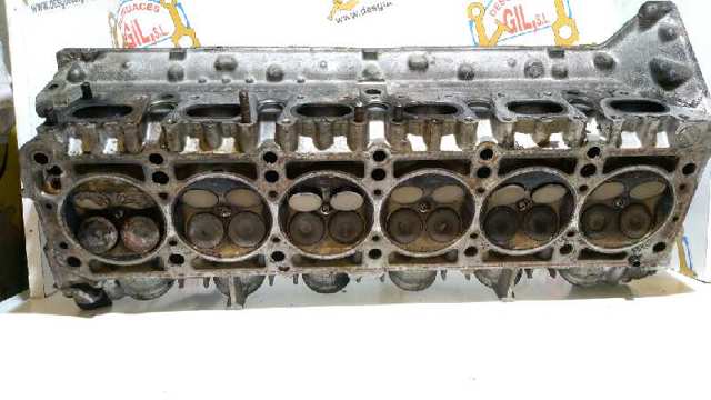 Głowica cylindrów Mercedes E T124