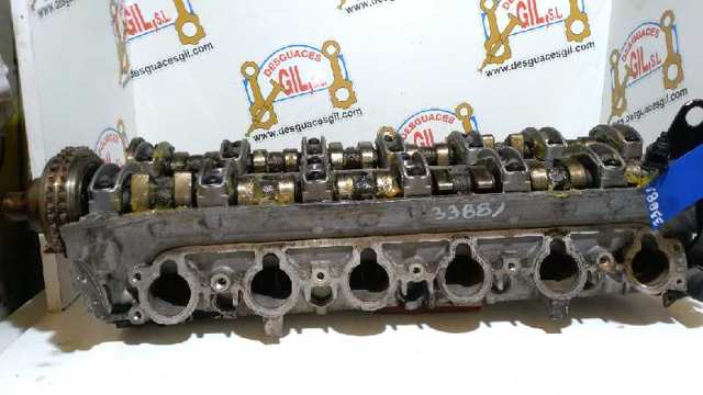 Głowica cylindrów Mercedes E T124