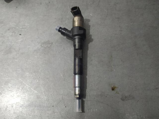 Wtryskiwacz paliwa R2AA13H50 MAZDA