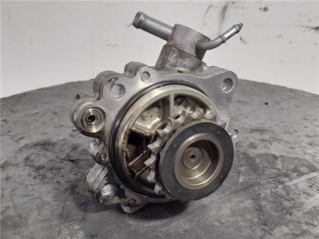 Pompa podciśnienia R2AA18G00 MAZDA