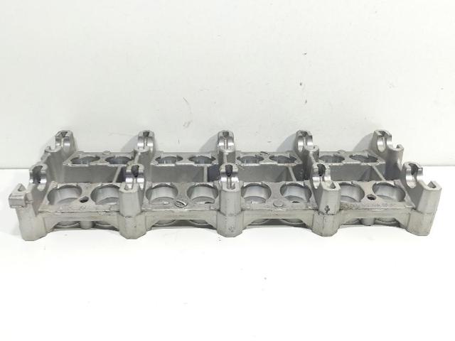 Obudowa wałka rozrządu R6110160504 MERCEDES