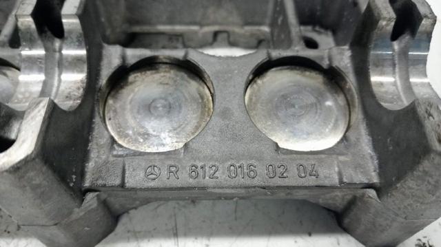 R6120160204 Mercedes