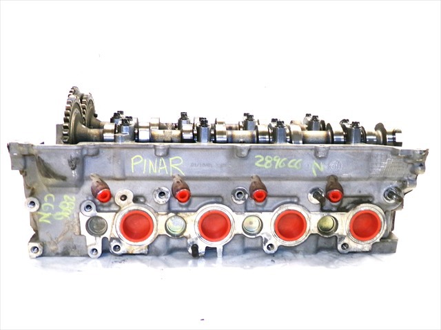 Głowica cylindrów R6680160801 MERCEDES