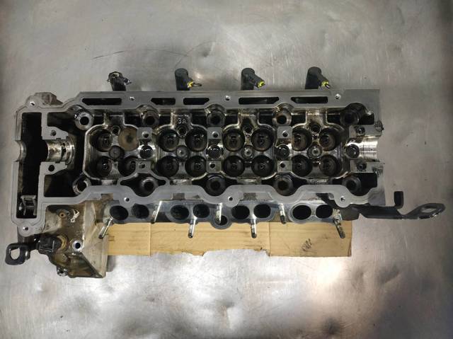 Głowica cylindrów R9128018 OPEL