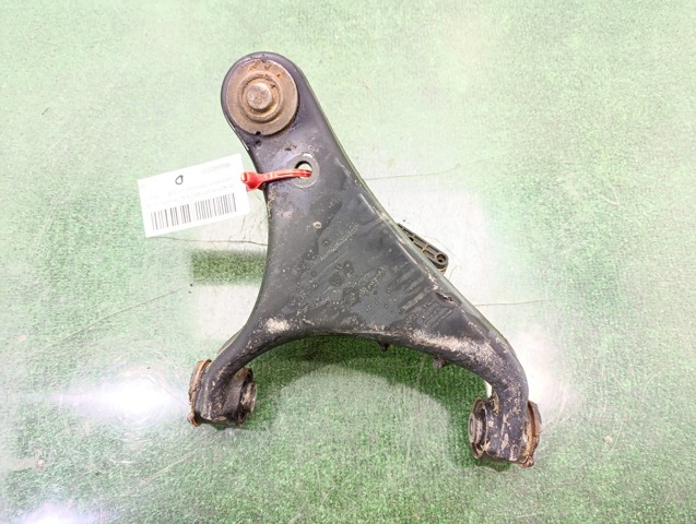 Wahacz zawieszenia przedniego prawy górny RBJ500222 LAND ROVER