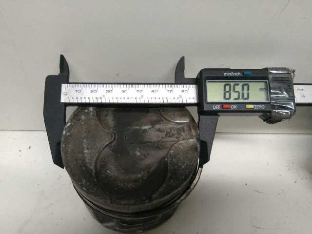 Silnik w komplecie RD28 NISSAN