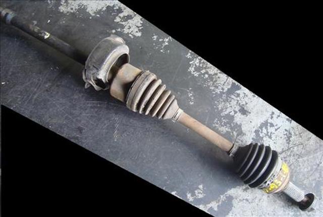 Półoś napędowa przednia prawa RE93BG3B436A1AE FORD