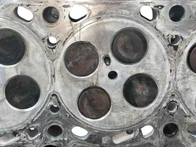 Głowica cylindrów Mazda 5 1 CR