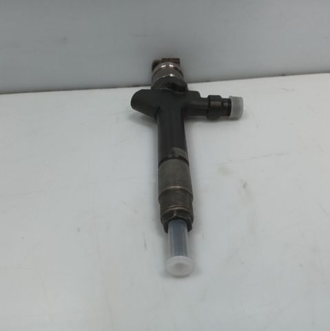 Wtryskiwacz paliwa RF7J13H50 MAZDA