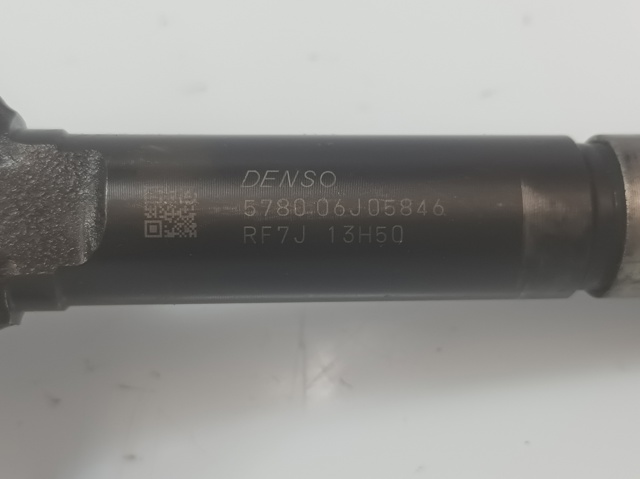 Wtryskiwacz paliwa RF7J13H50 MAZDA