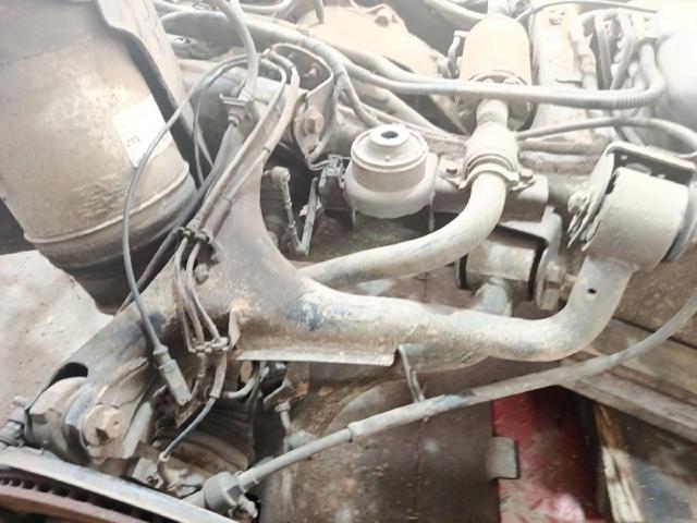 Wahacz  zawieszenia tylnego górny prawy RGG500283 LAND ROVER