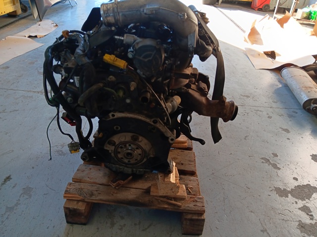 Silnik w komplecie RHZ PEUGEOT