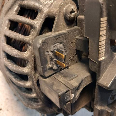 Alternator Jeep Grand Cherokee