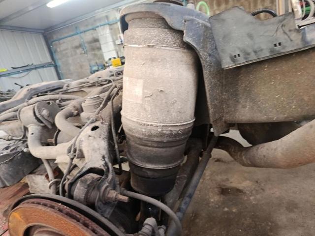 Amortyzator tylny RPD501040 LAND ROVER