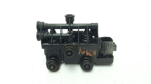 RVH000055 Land Rover
