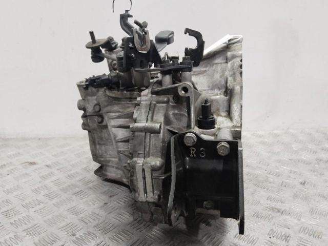 Mechaniczna skrzynia biegów w komplecie KIA Magentis 2 MG