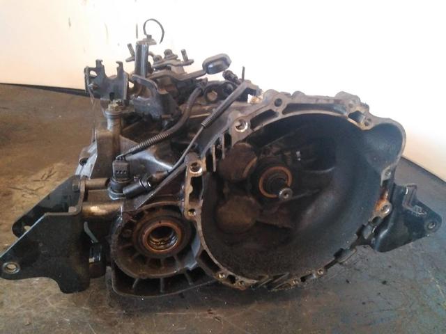 Mechaniczna skrzynia biegów w komplecie KIA Magentis 2 MG