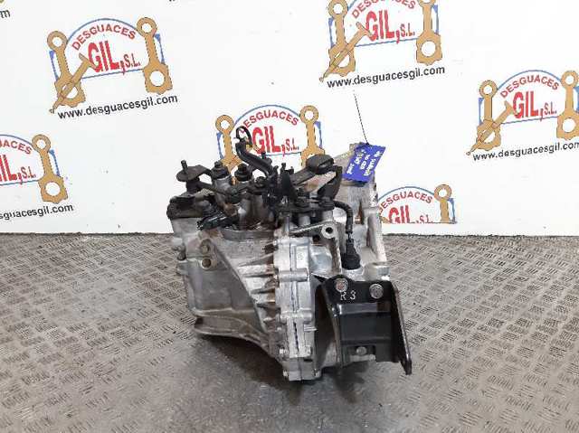 Mechaniczna skrzynia biegów w komplecie KIA Magentis 2 MG