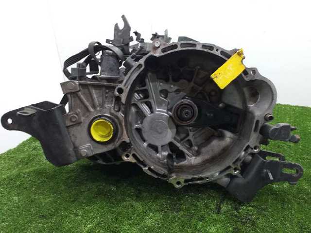 Mechaniczna skrzynia biegów w komplecie S61767 HYUNDAI